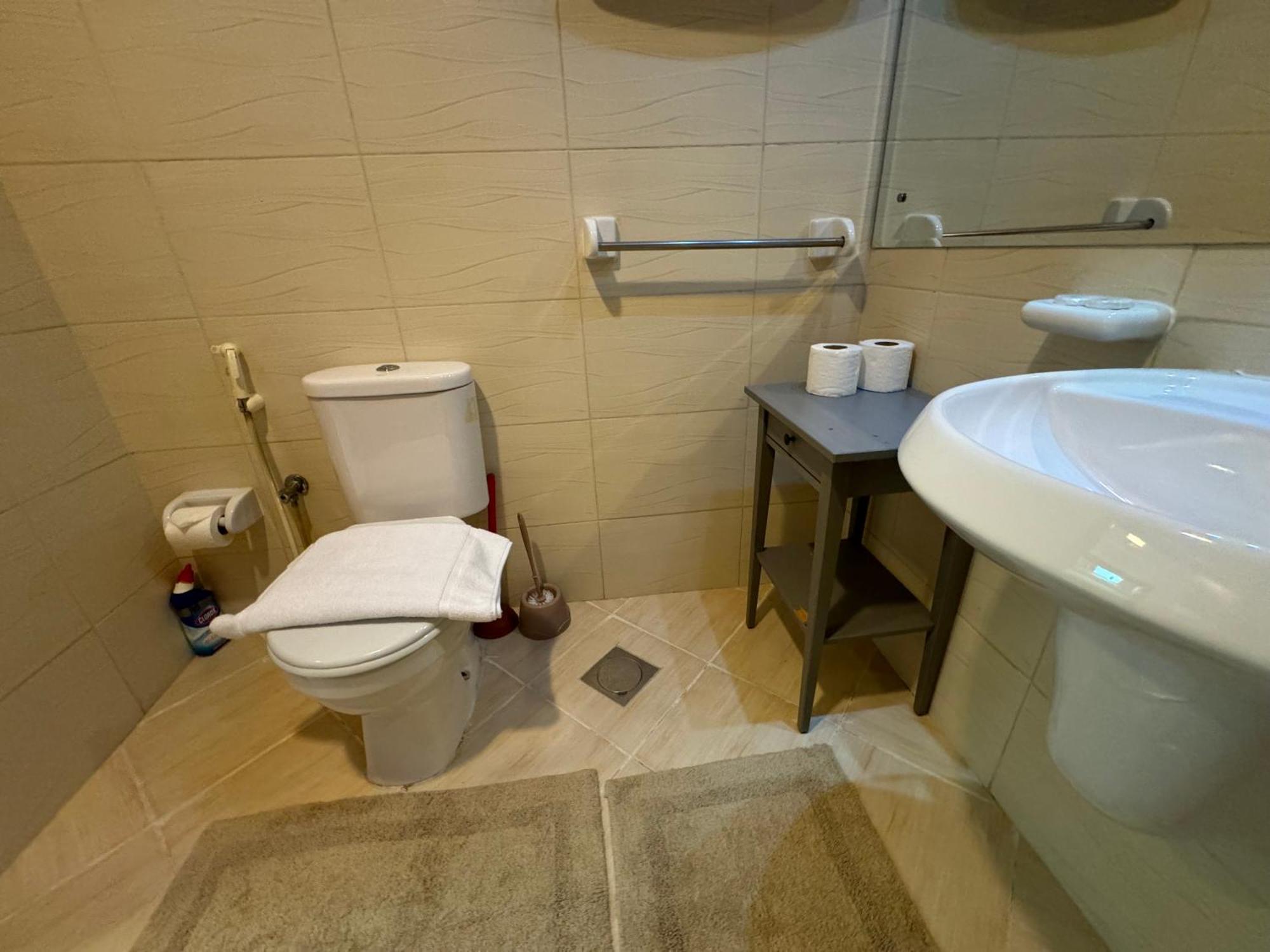 Ashri Homes In Production Apartment *